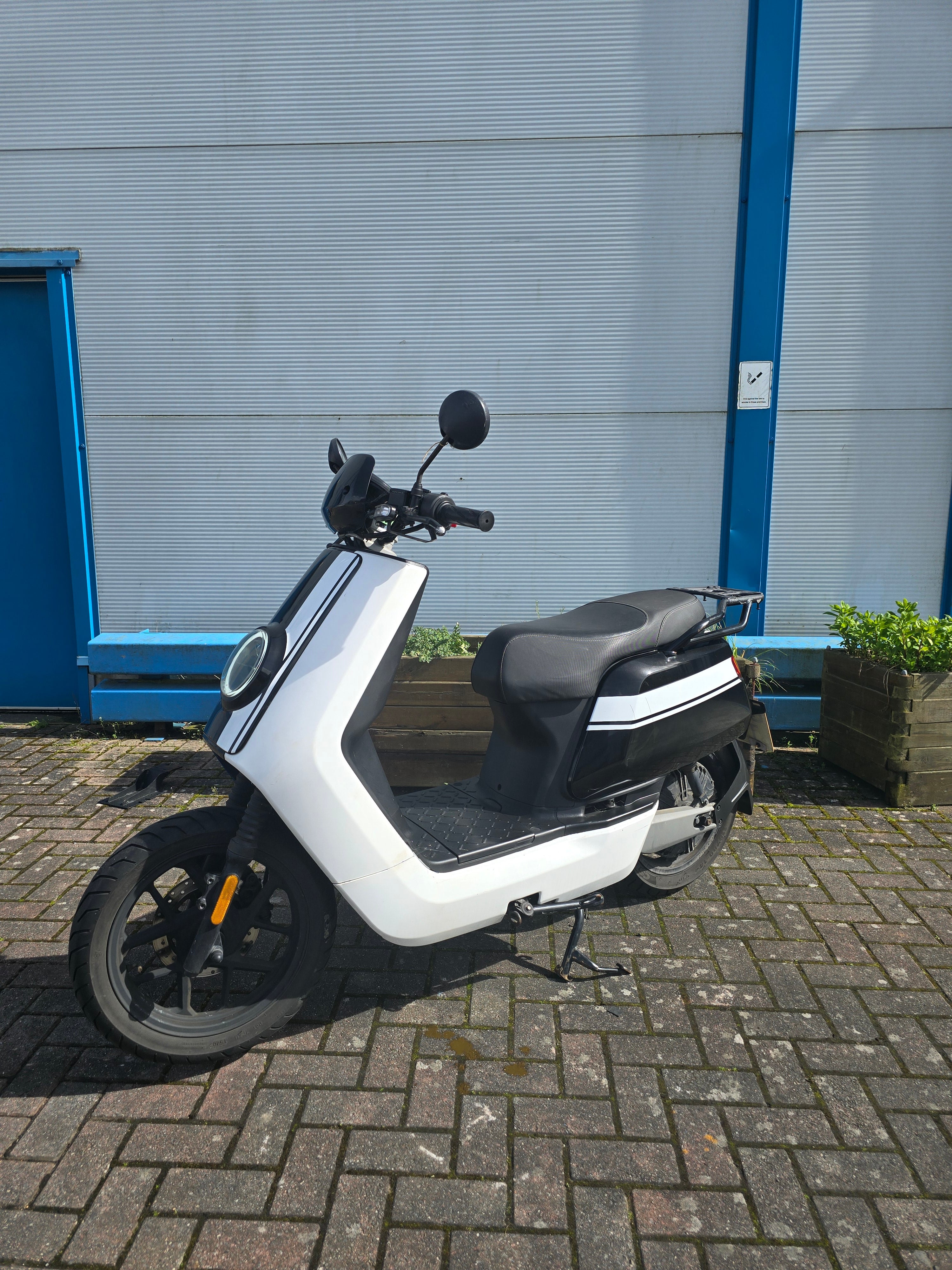 Niu NQI GTS Pro Electric Scooter - 9587 Miles GL70 TJV