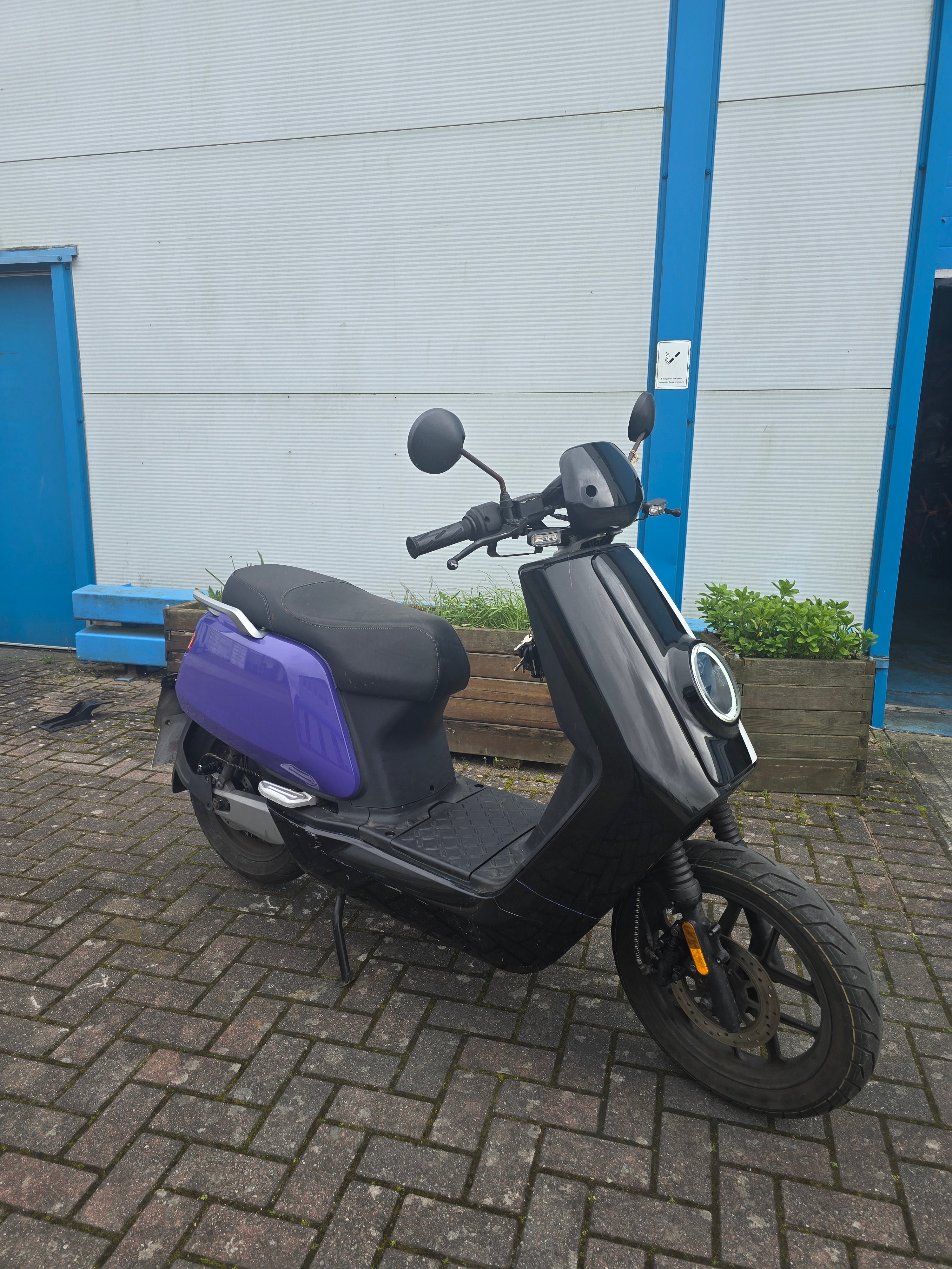 Niu NQI GTS Pro Electric Scooter - 7840 Miles GD70 JVH